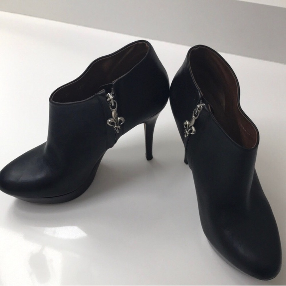 DONALD J PLINER DJP stiletto platform shooties